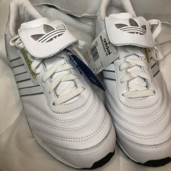 Vintage Adidas Shoes - Picture 2 of 7